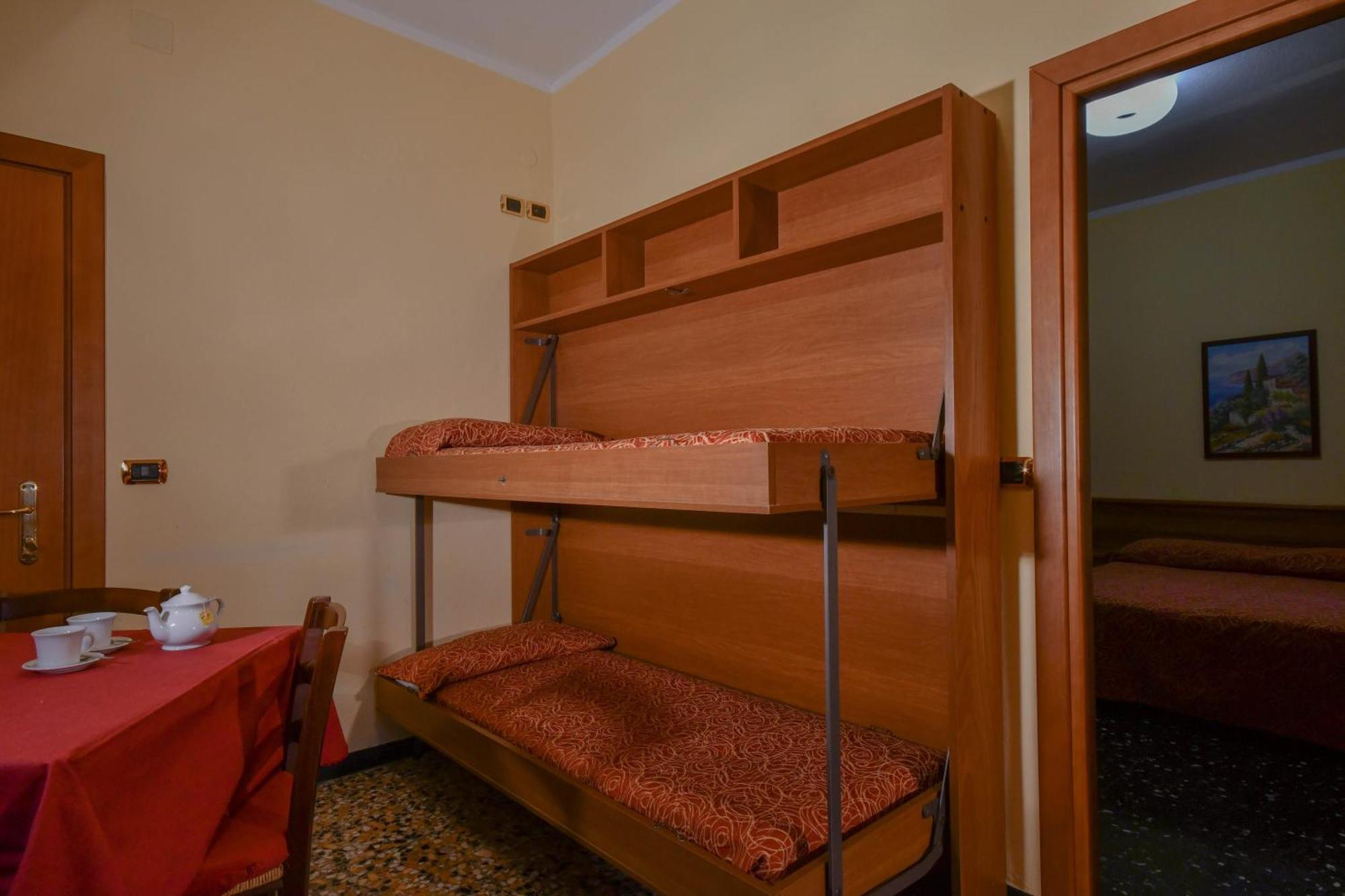 Hotel Residence Paradiso Moneglia Bilik gambar