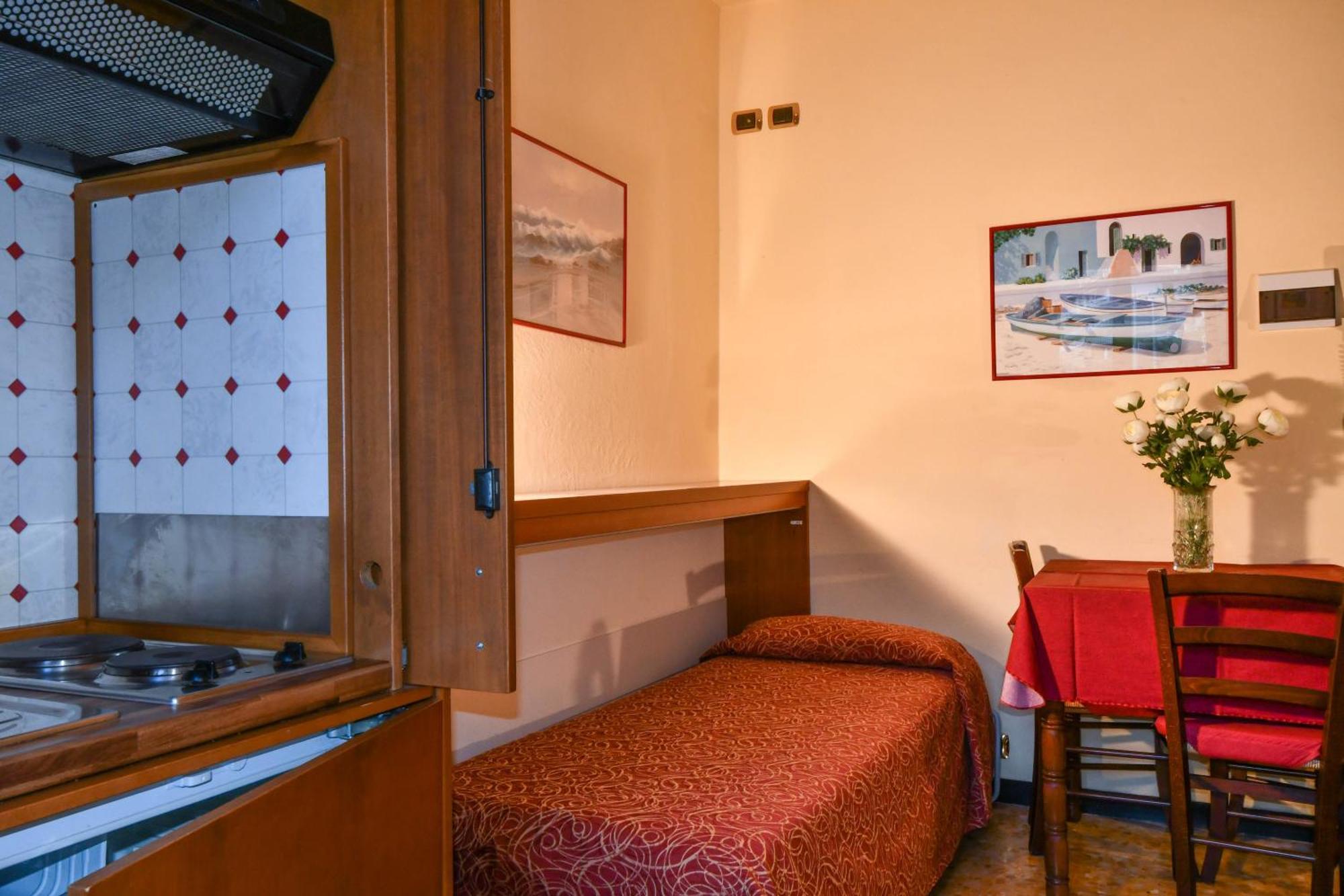Hotel Residence Paradiso Moneglia Bilik gambar