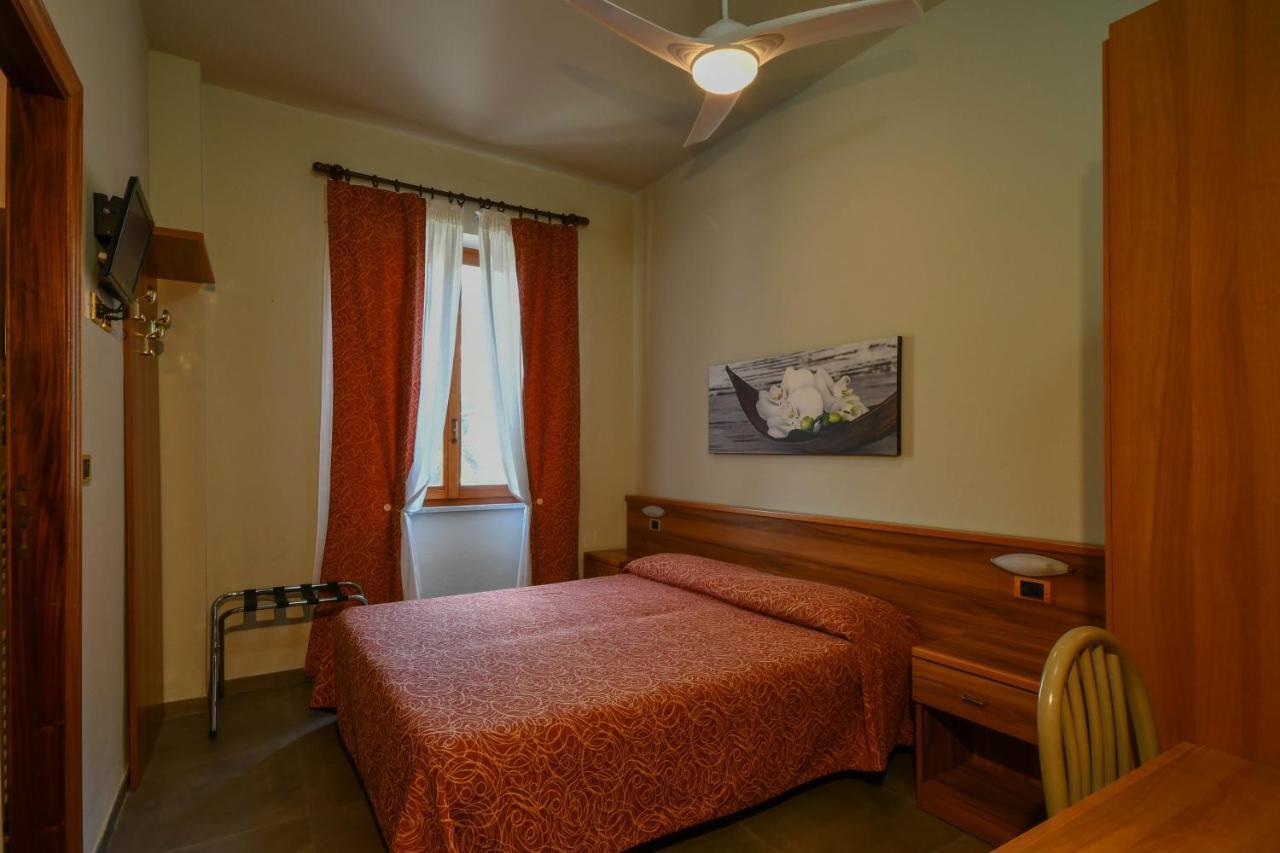 Hotel Residence Paradiso Moneglia Bilik gambar